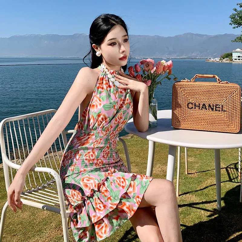 Backless Elastic Floral Print Tie-Up Halter Multi-Layer Dress