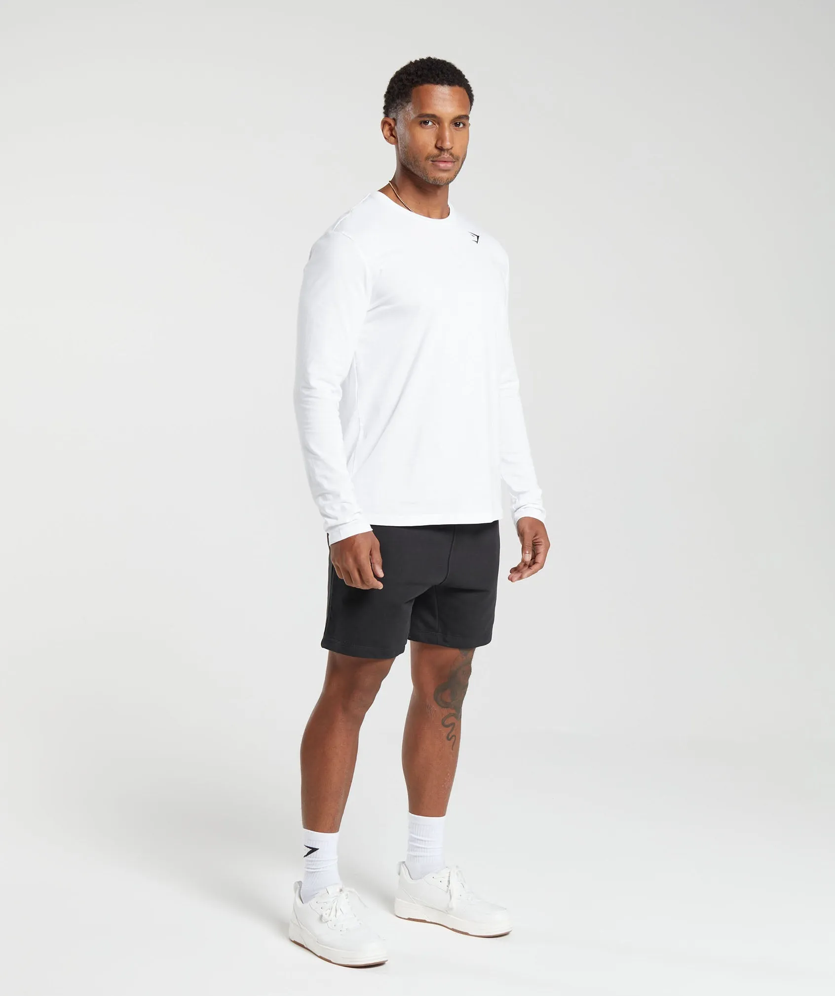 Gymshark Crest Long Sleeve T-Shirt - White