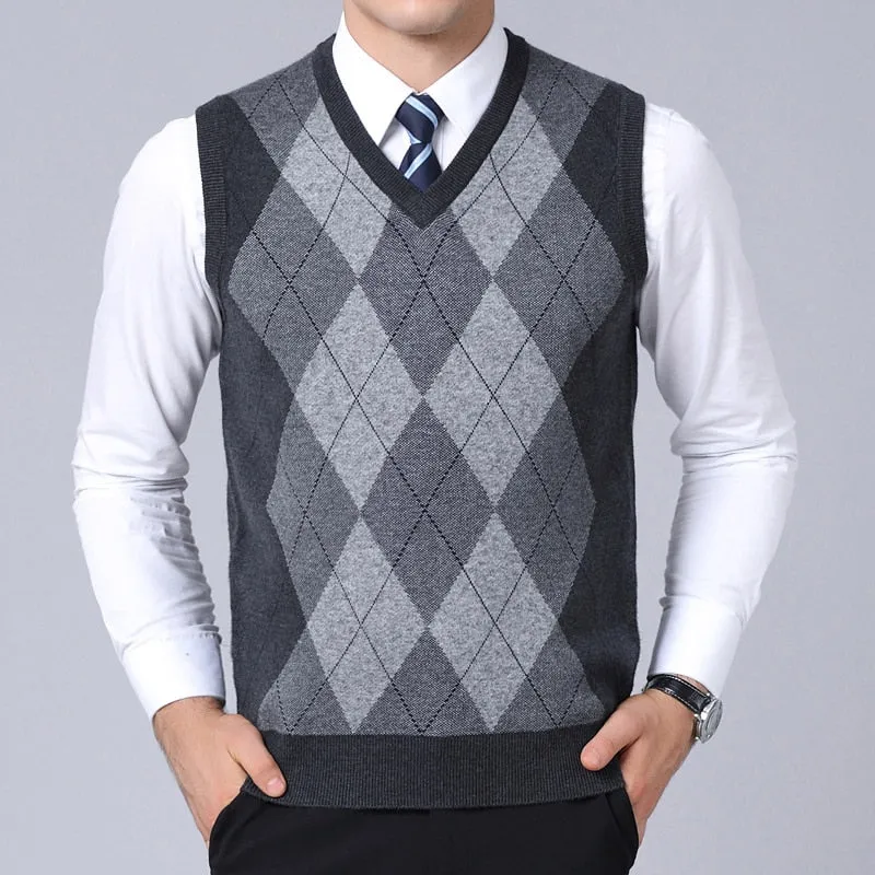 Men's Autumn Casual Slim Fit Vest With V-Neck Collar