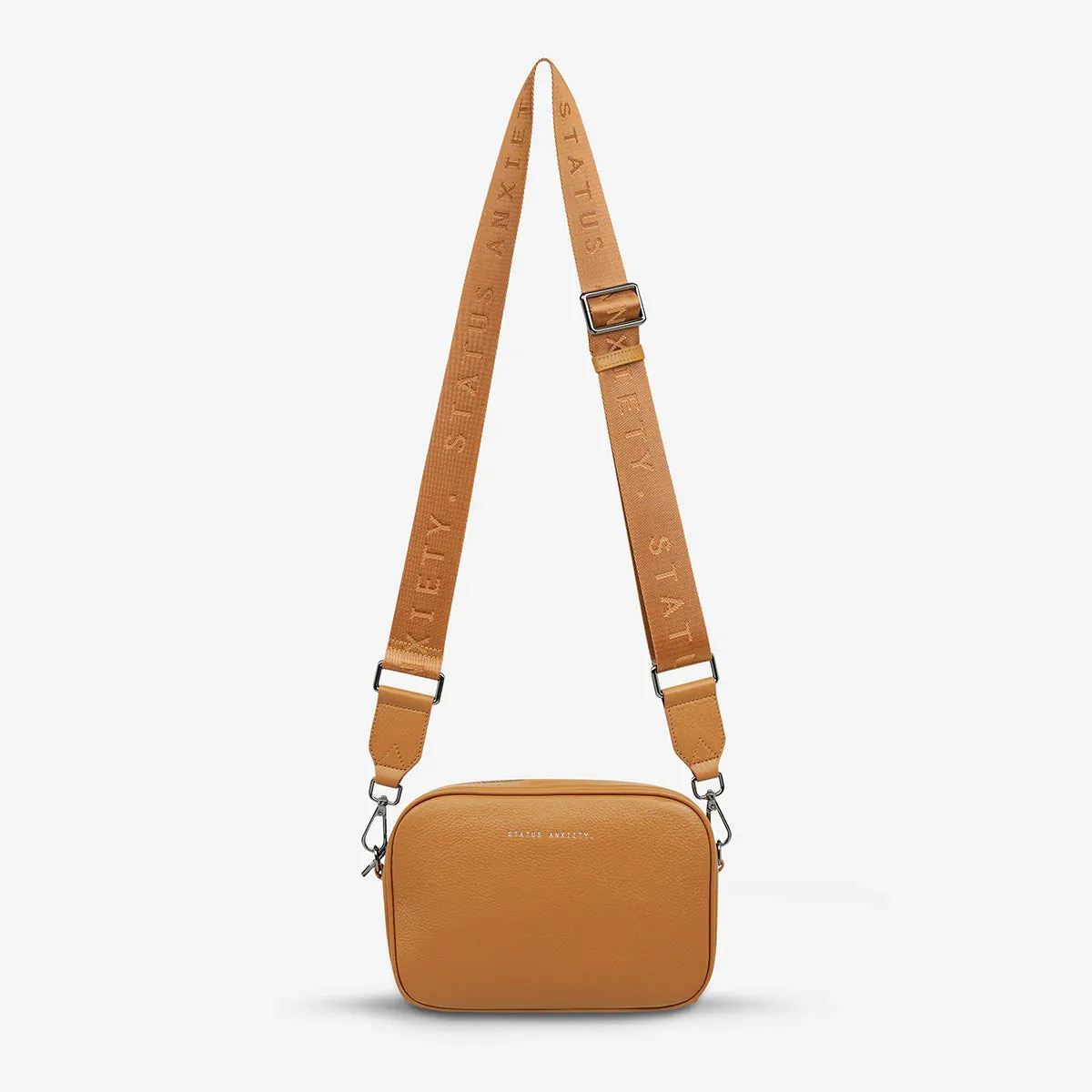 Plunder Leather Bag with Webbed Strap in Tan