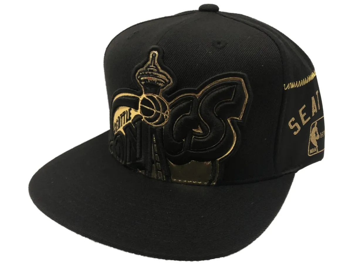 Seattle Sonics Mitchell & Ness Black Gold Reflective Snapback Flat Bill Hat Cap