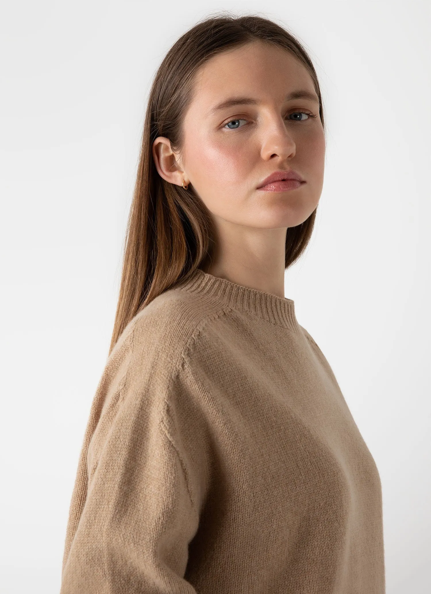 Women's Lambswool Crewneck Jumper in Light Camel